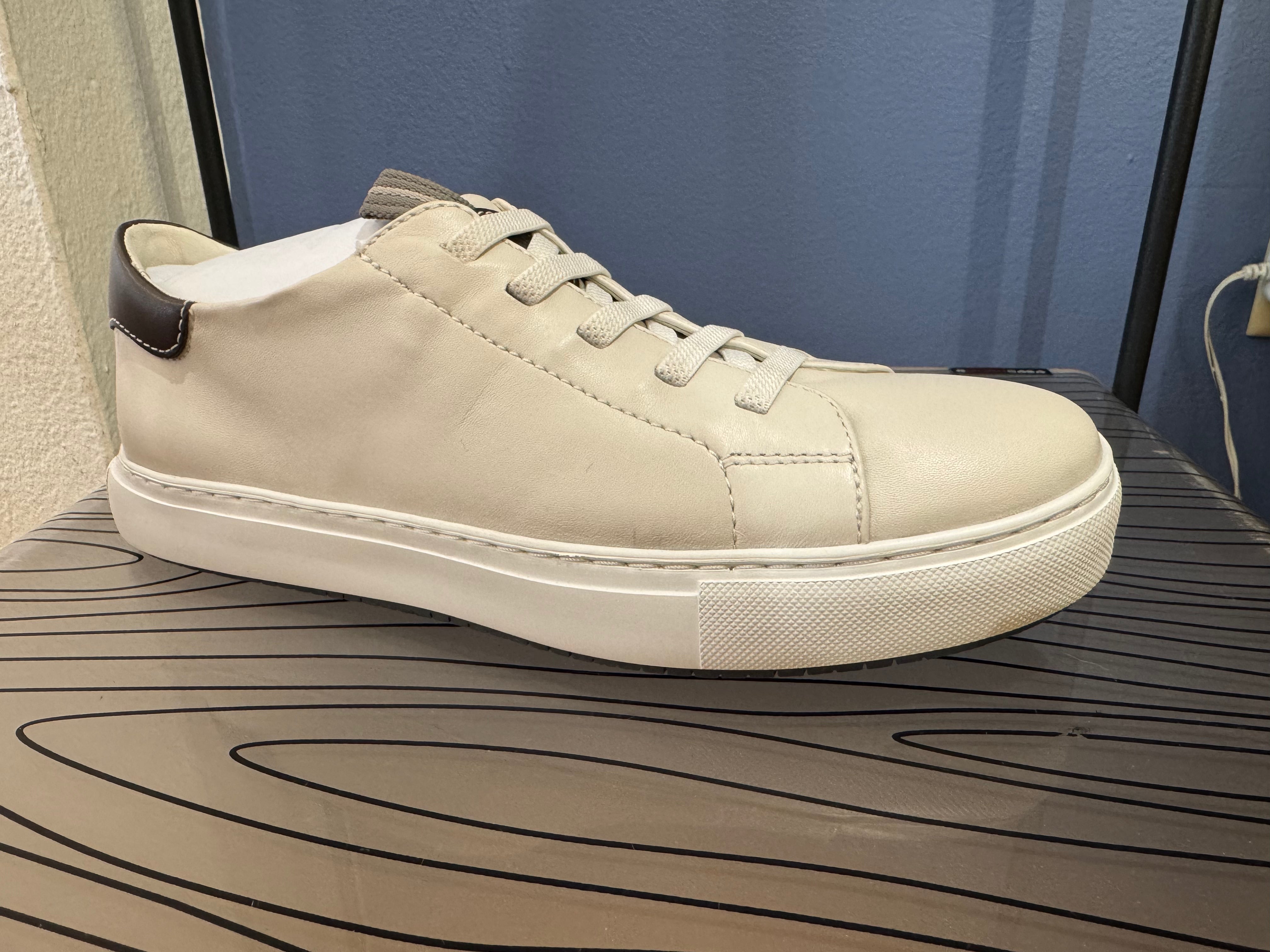 ANSON WHITE SHEEPSKIN