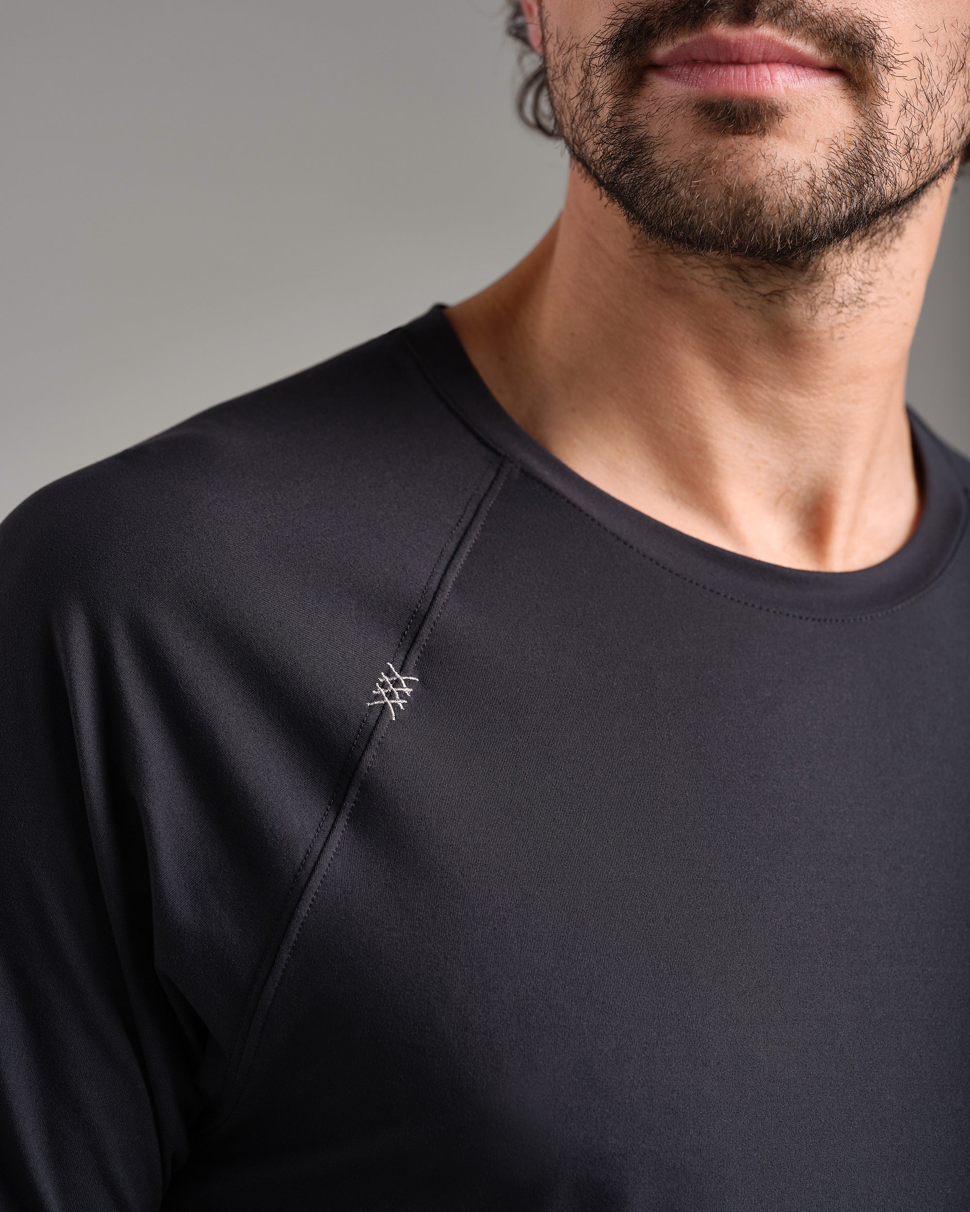 RHONE REIGN SHORT SLEEVE