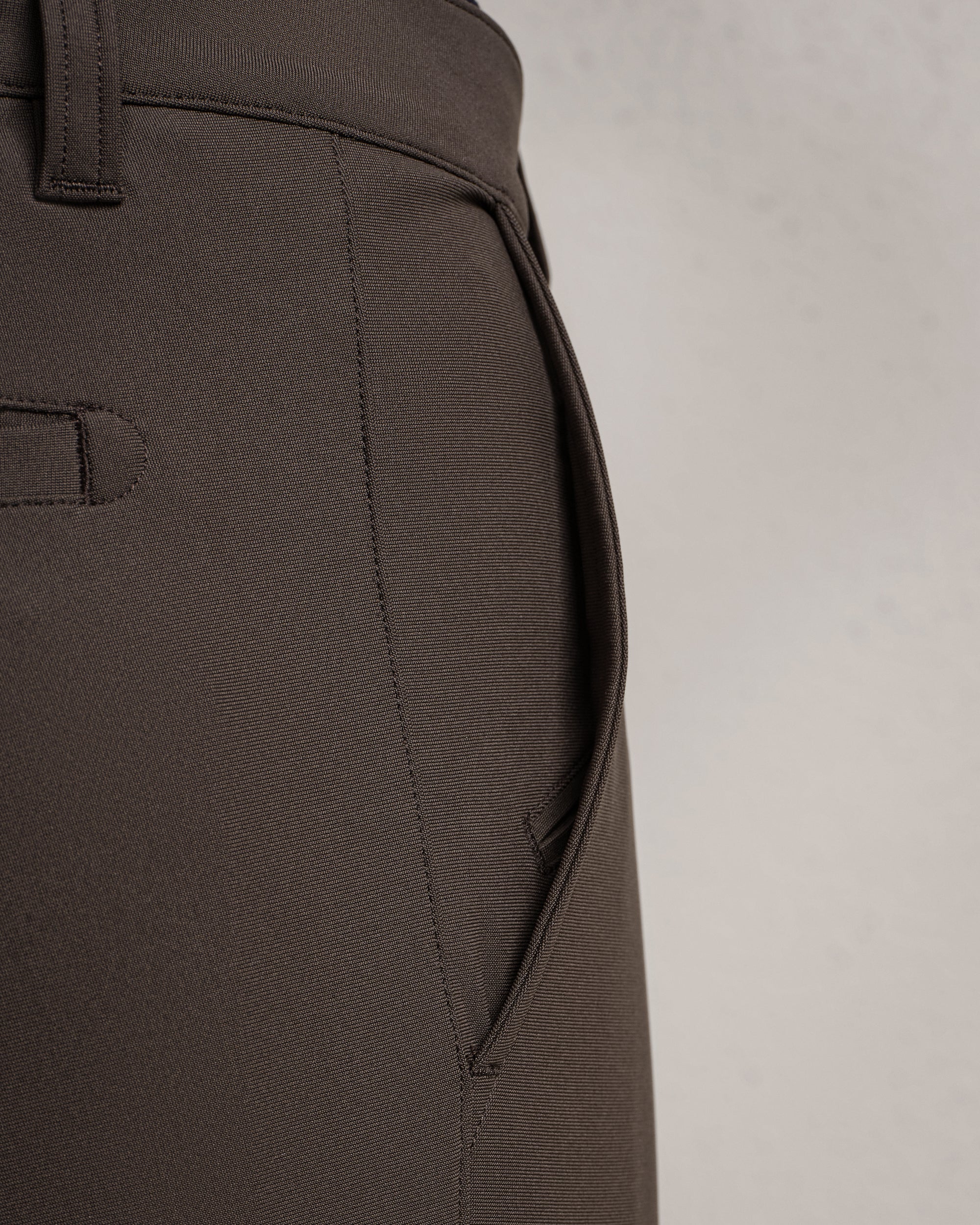 RHONE COMMUTER PANT SLIM